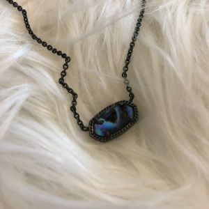 Kendra Scott necklace